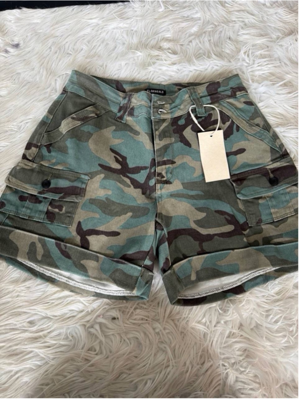 Flamingals Women's Camo Cargo Shorts Mid Waist Shorts with Pockets L